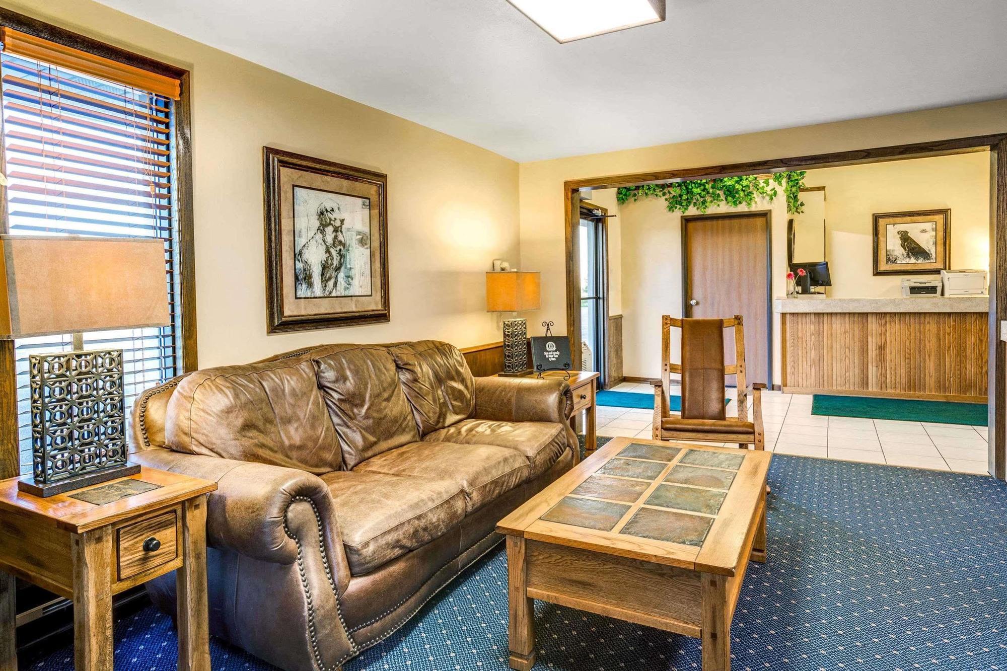 Super 8 By Wyndham Aberdeen West Exterior photo